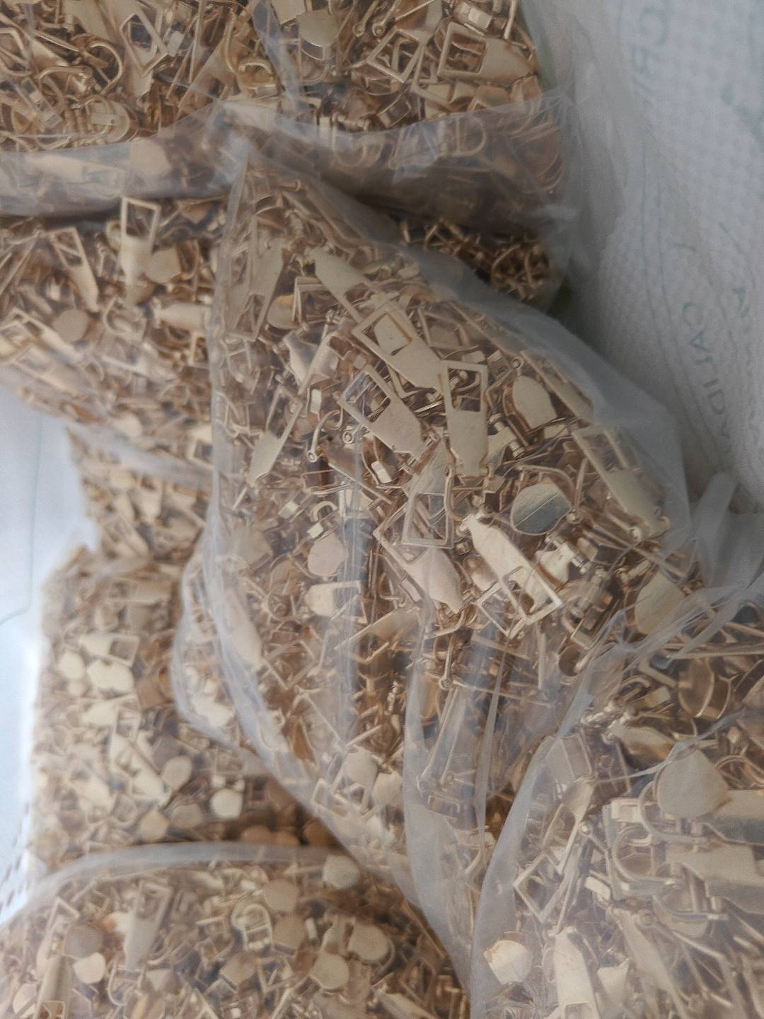 钰权五金辅料&浅金滚镀活节胶牙拉头