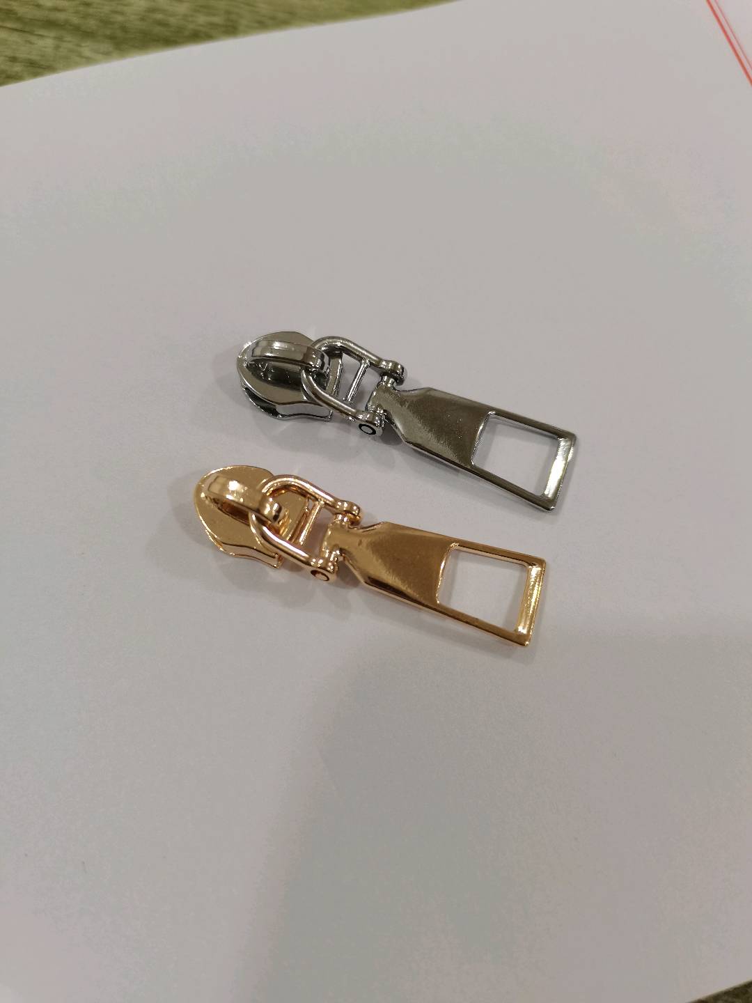 广州顺兴拉头拉链厂(白沟店)&活结片